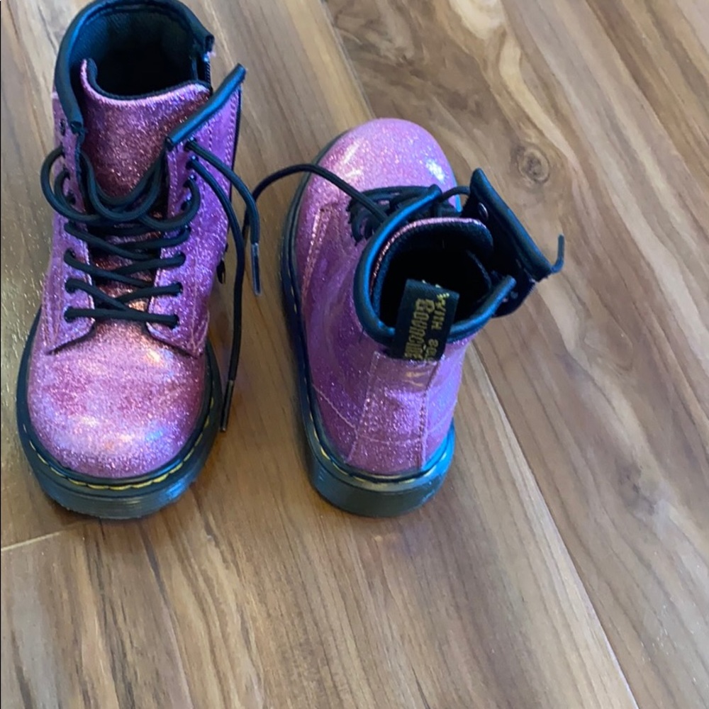 Kids boots like new